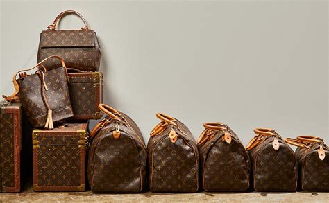 catogram louis vuitton|real louis vuitton catogram.